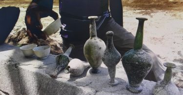 Earthenware discovered in an excavation in H.A. Utheemu.