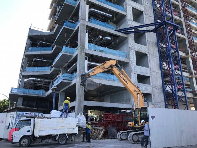 Construction in progress - IGMH 25 storey building - Photo Raajje.mv