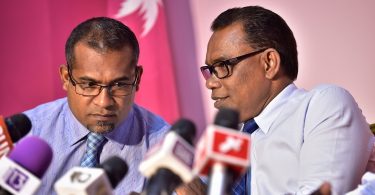 Ruling Progressive Party of Maldives (PPM) Secretary-General and Nilandhoo MP Abdullah Khaleel (L) with the party's deputy leader and Fonadhoo MP Abdul Raheem Abdullah at a press conference held at the party's headquarters on September 12, 2017. MIHAARU PHOTO / NISHAN ALI