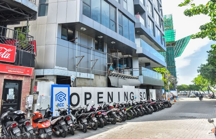 Maagiri Hotel, the new luxury tourist hotel being developed in front of the Hulhumale ferry terminal in Male. PHOTO: HUSSAIN WAHEED/MIHAARU