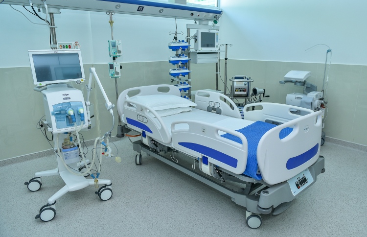 cardiac care unit -state of the art hospital bed