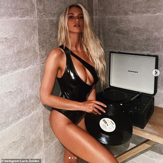 Stunning! The Love Island star set pulses racing as she flaunted her figure in a swimsuit with a sizzling Instagram snap on Saturday