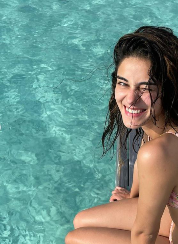 Check this out! Ananya Panday shares breathtaking pictures from her Maldives vacation with Ishaan Khatter